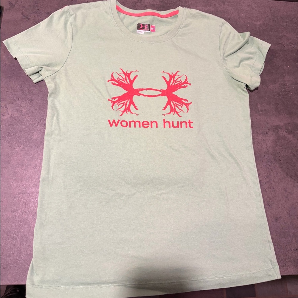 Under Armour Women Hunt Tee Shirt Medium green and pink